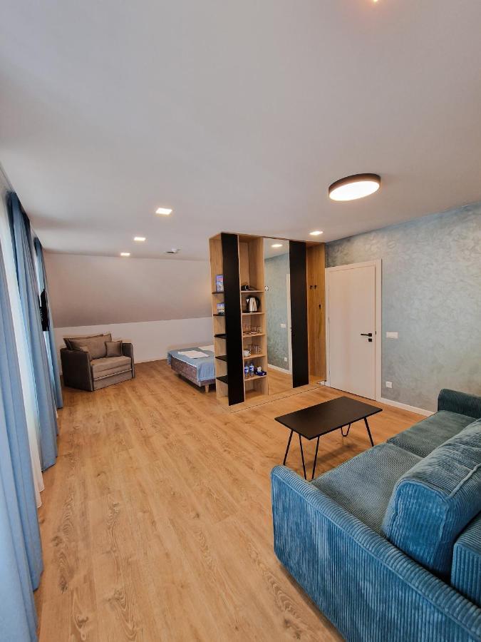 Editos Apartamentai يورباركاس المظهر الخارجي الصورة